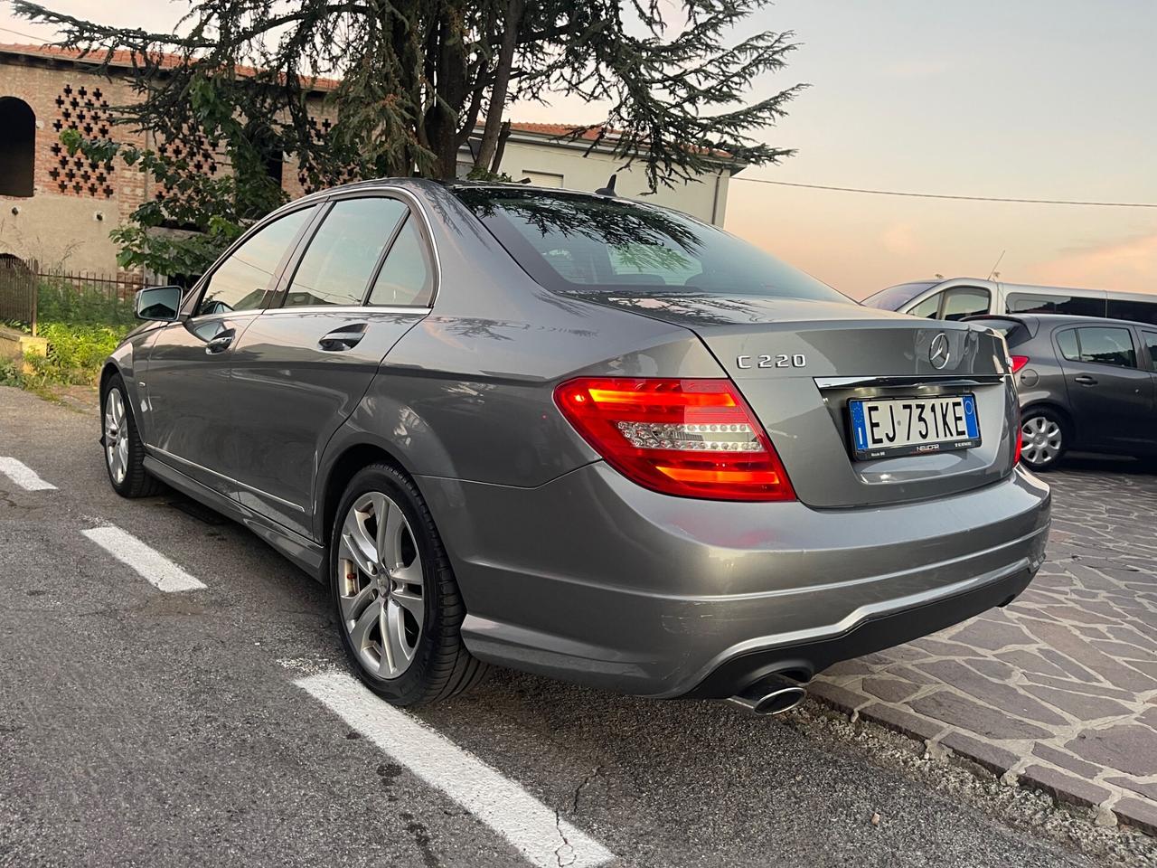 Mercedes-benz C 220 CDI BlueEFFICIENCY Avantgarde