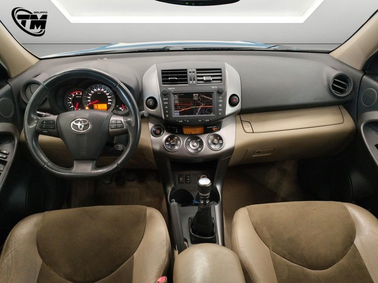Toyota RAV 4 RAV4 Crossover 2.2 D-4D 150 CV DPF Exclusive