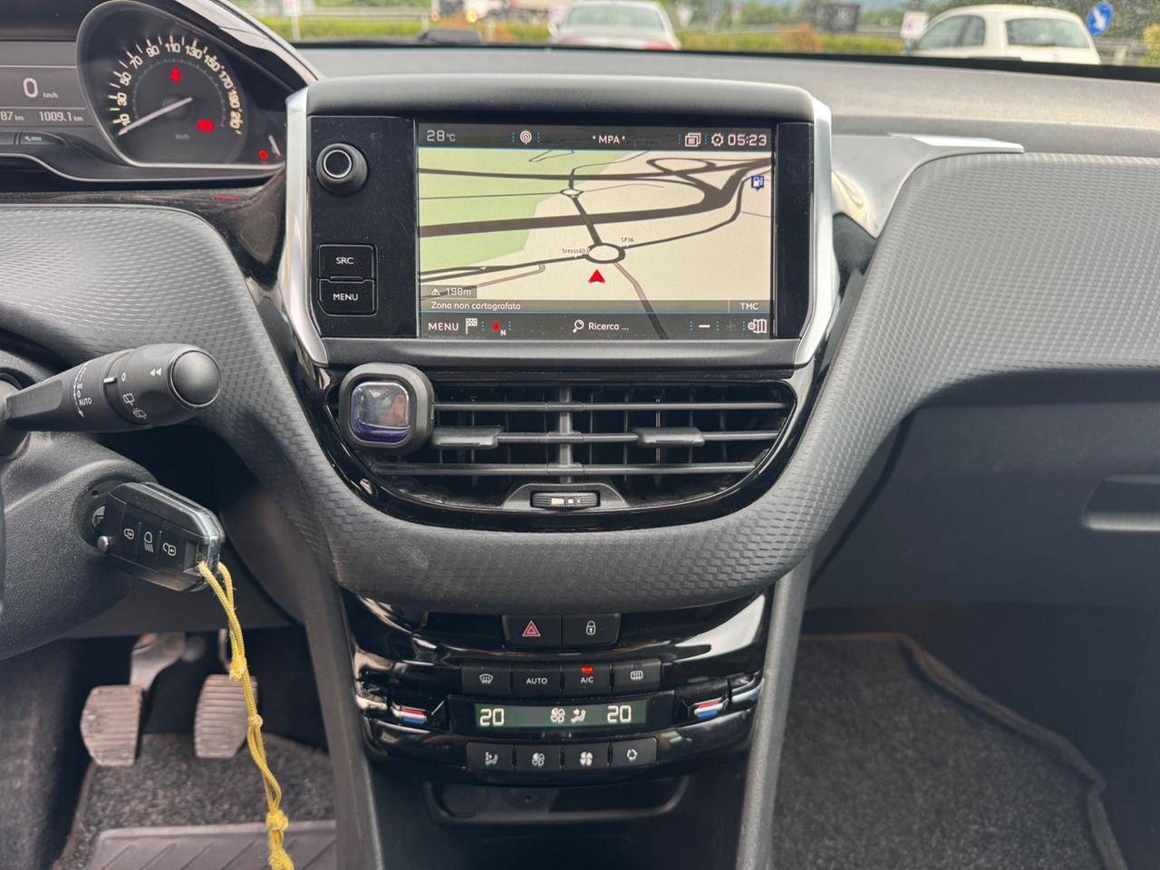 Peugeot 208 PureTech 82 5p. GPL Allure