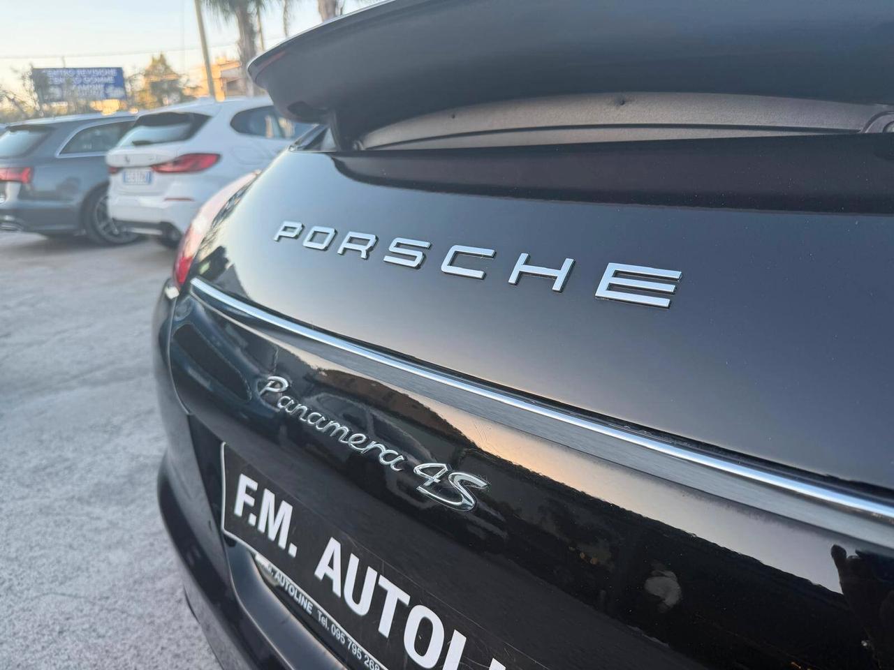 Porsche Panamera 4.8 4S PDK 2010