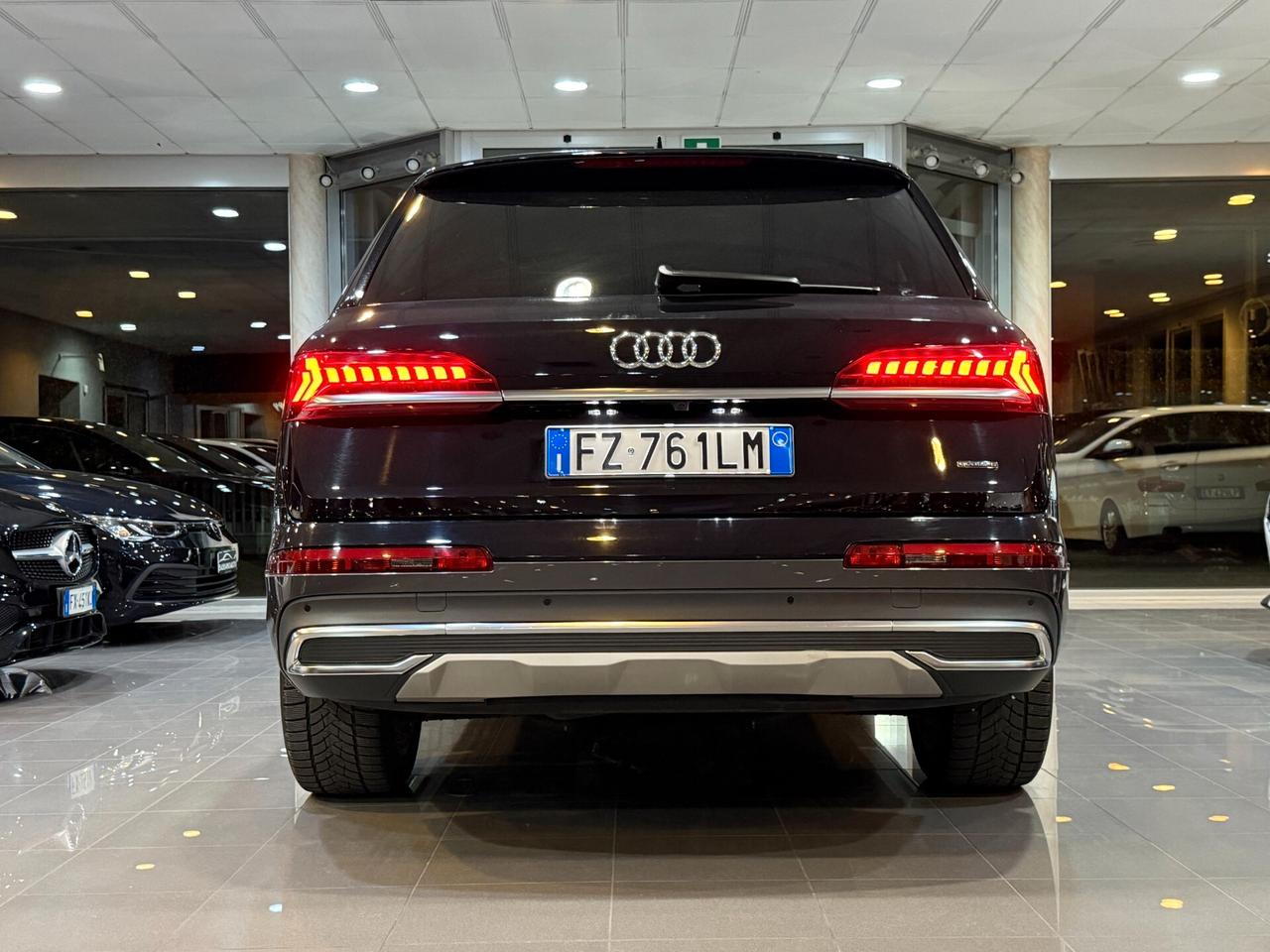 Audi Q7 Q5 Sportback 40 2.0 tdi mhev Business Advanced quattro s-tronic