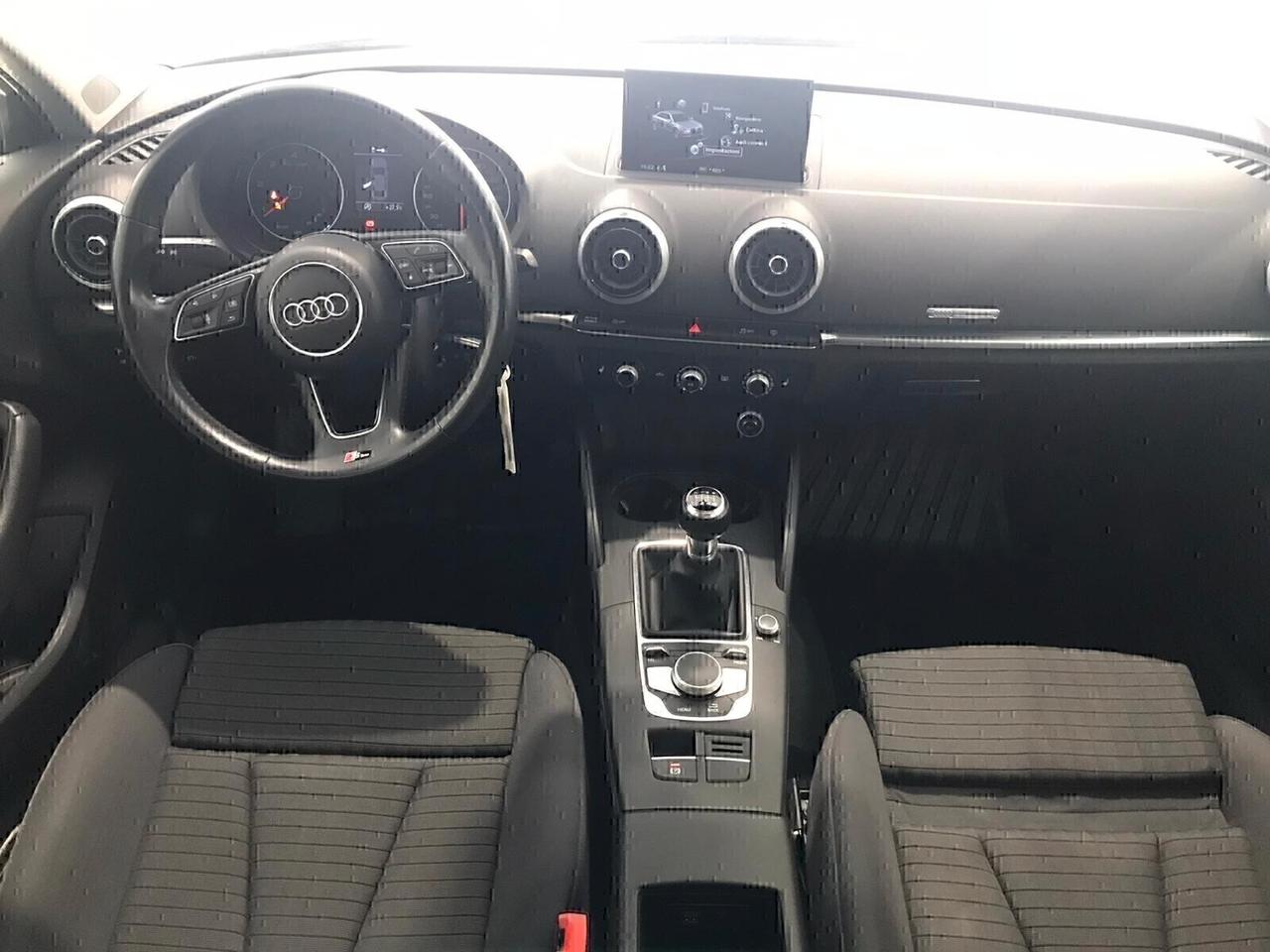 Audi A3 TDI S-LINE km 70000 IVA ESPOSTA 7/2019