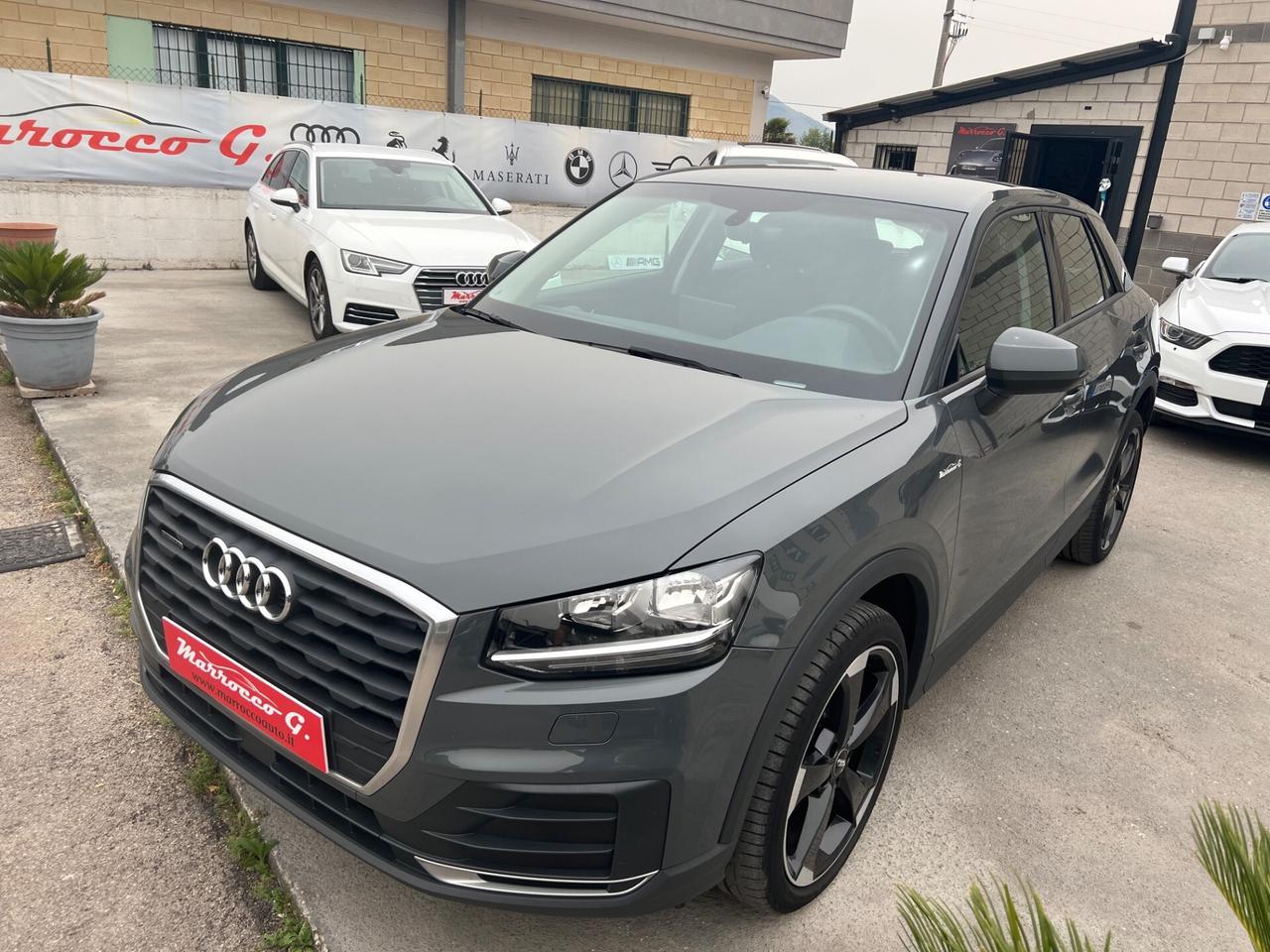 Audi Q2 40 TFSI quattro S tronic Business