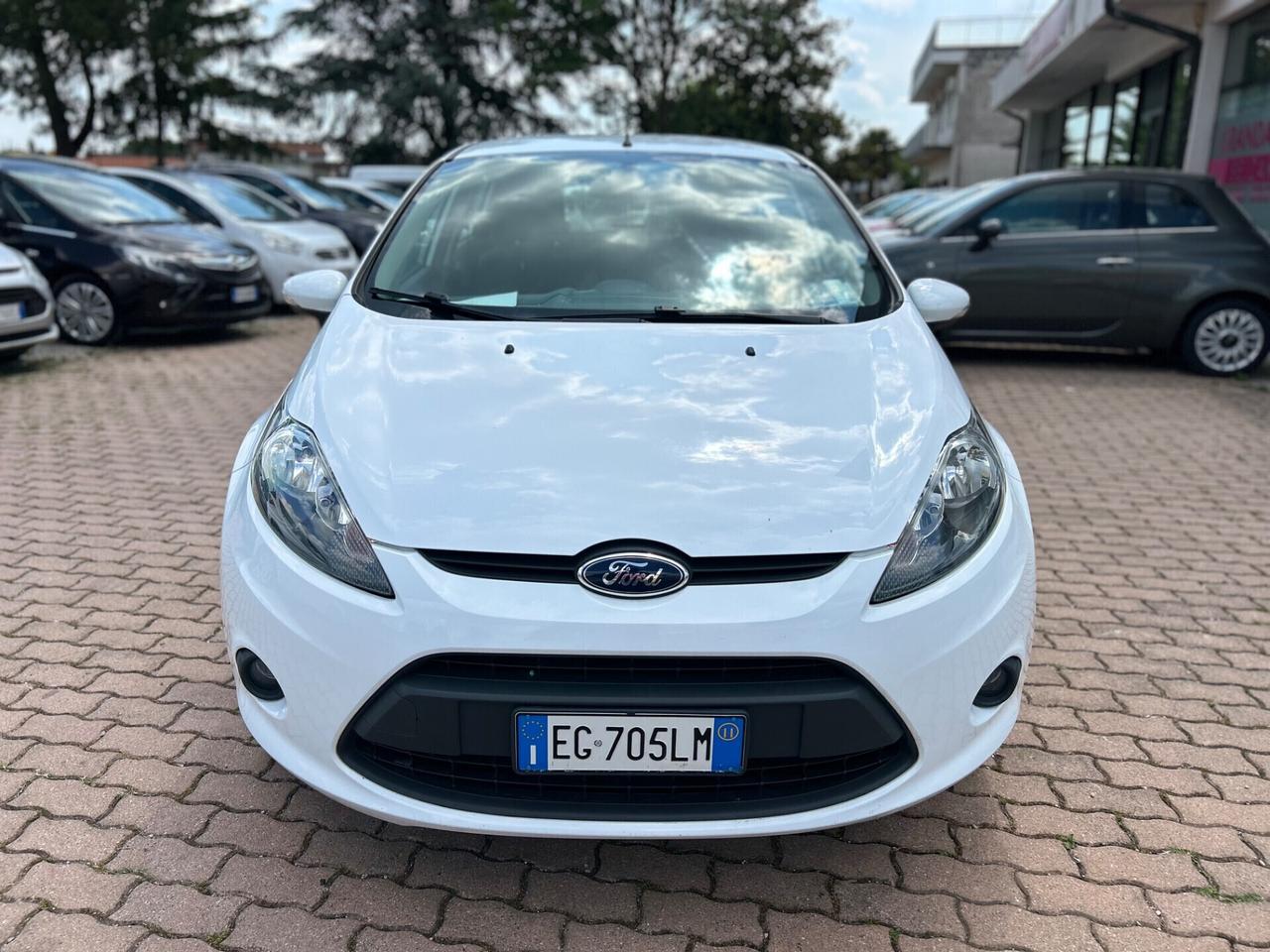 Ford Fiesta 1.4 5 porte Bz.- GPL Titanium