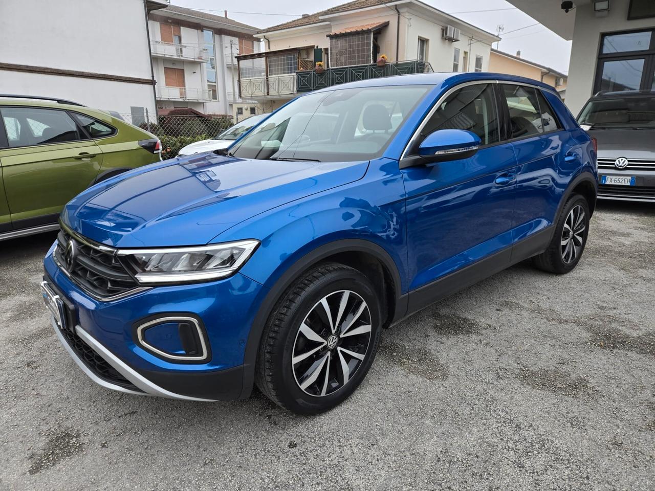 VOLKSWAGEN T-ROC 1.0 LIFE EDITION 110 cv BENZINA -PROMO GENNAIO GA FIN&SAFE-