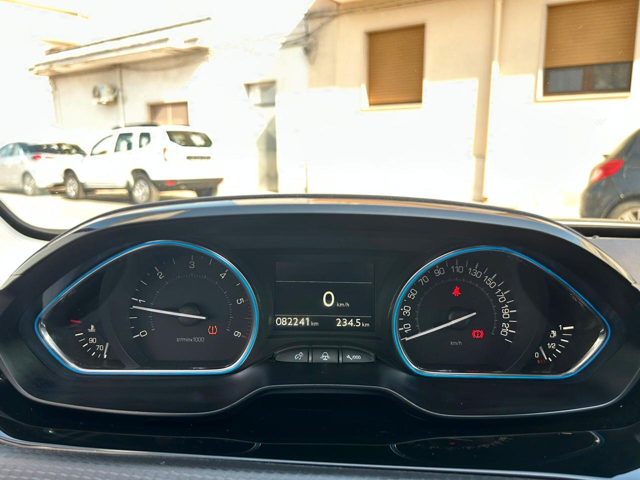 Peugeot 2008 1.6 HDI 100Cv ALLURE Km82.000-2018