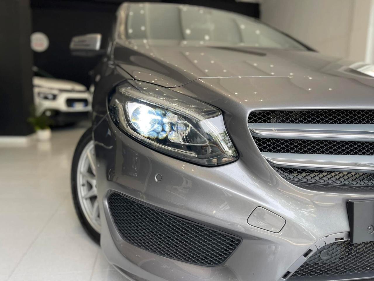 Mercedes-benz B 200D Auto. FULL AMG