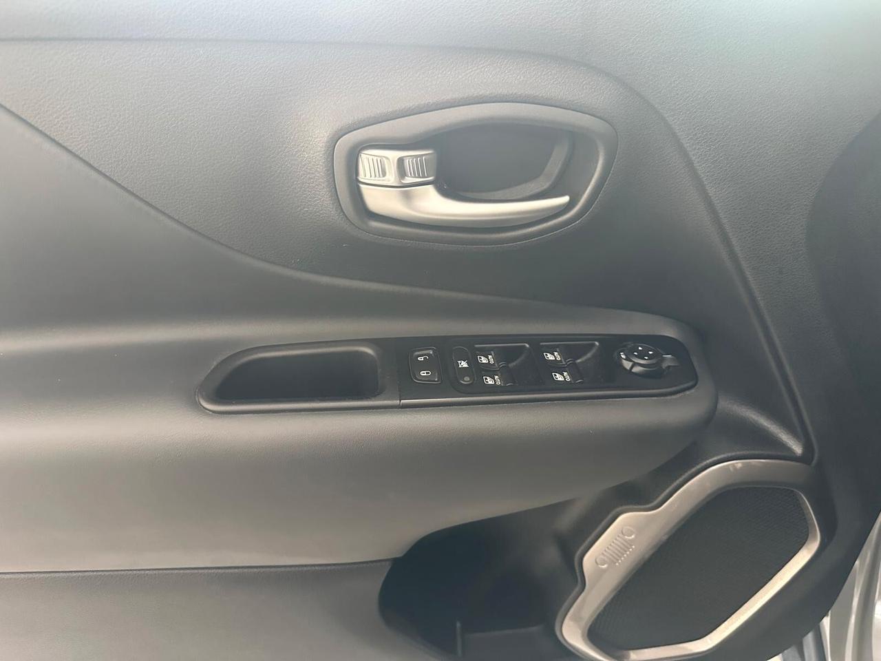 Jeep Renegade 1.6 Mjt DDCT 120 CV Limited FULL OPT. PARI AL NUOVO!!!