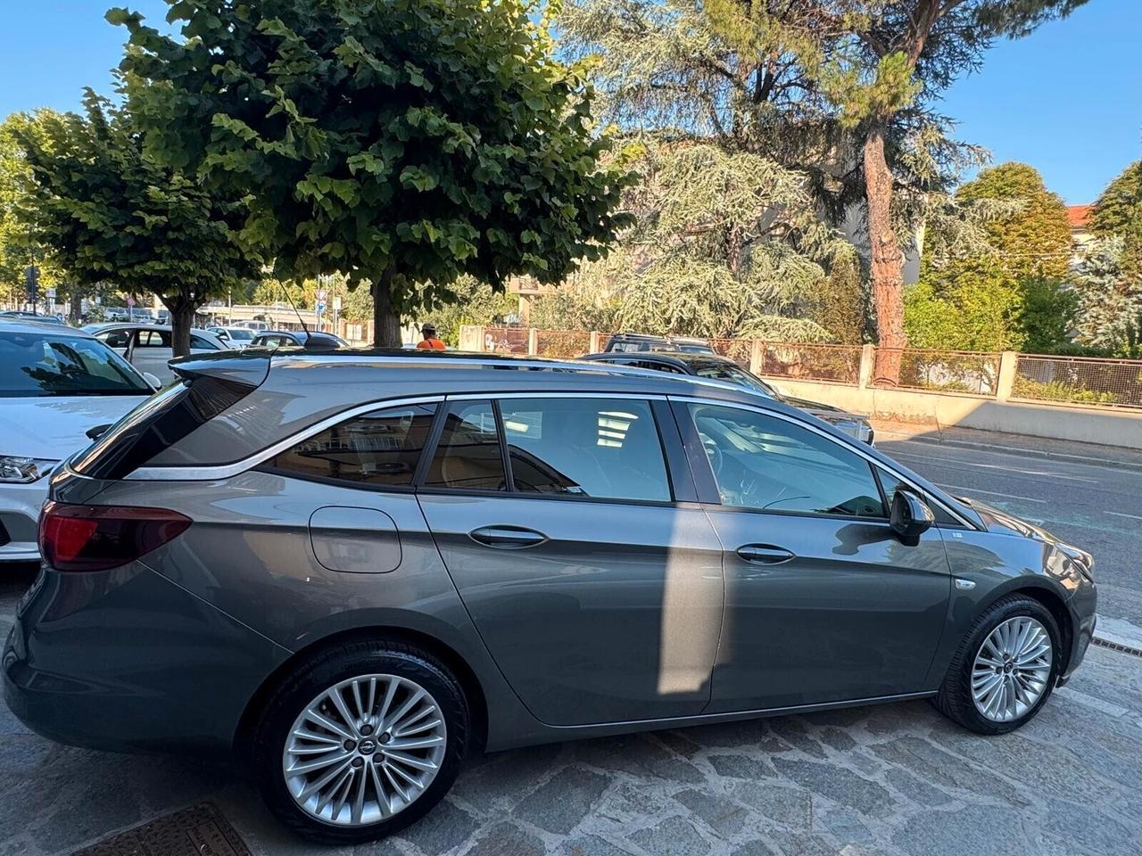 OPEL ASTRA 1.6 CDTi 110cv SPORT TURER INNOVAT NEOP