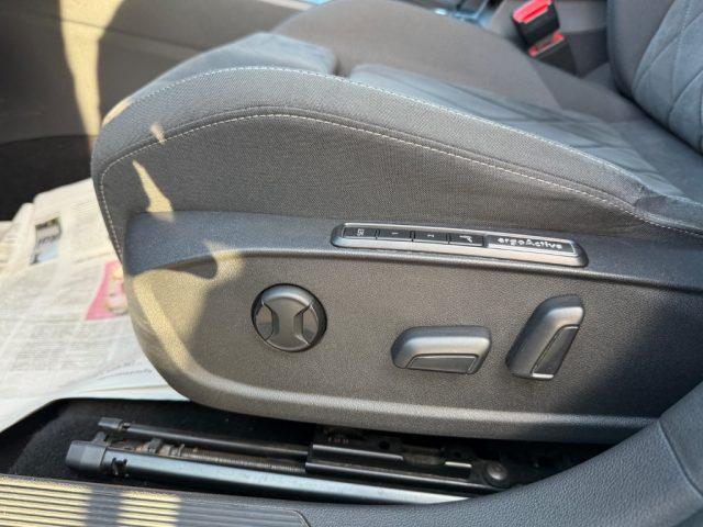 VOLKSWAGEN Golf TDI DSG Style FULL/ garanzia