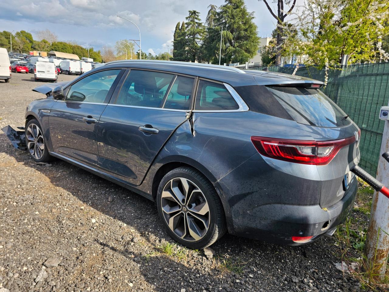 SINISTRATA Renault Megane Mégane dCi 8V 110 CV EDC Bose