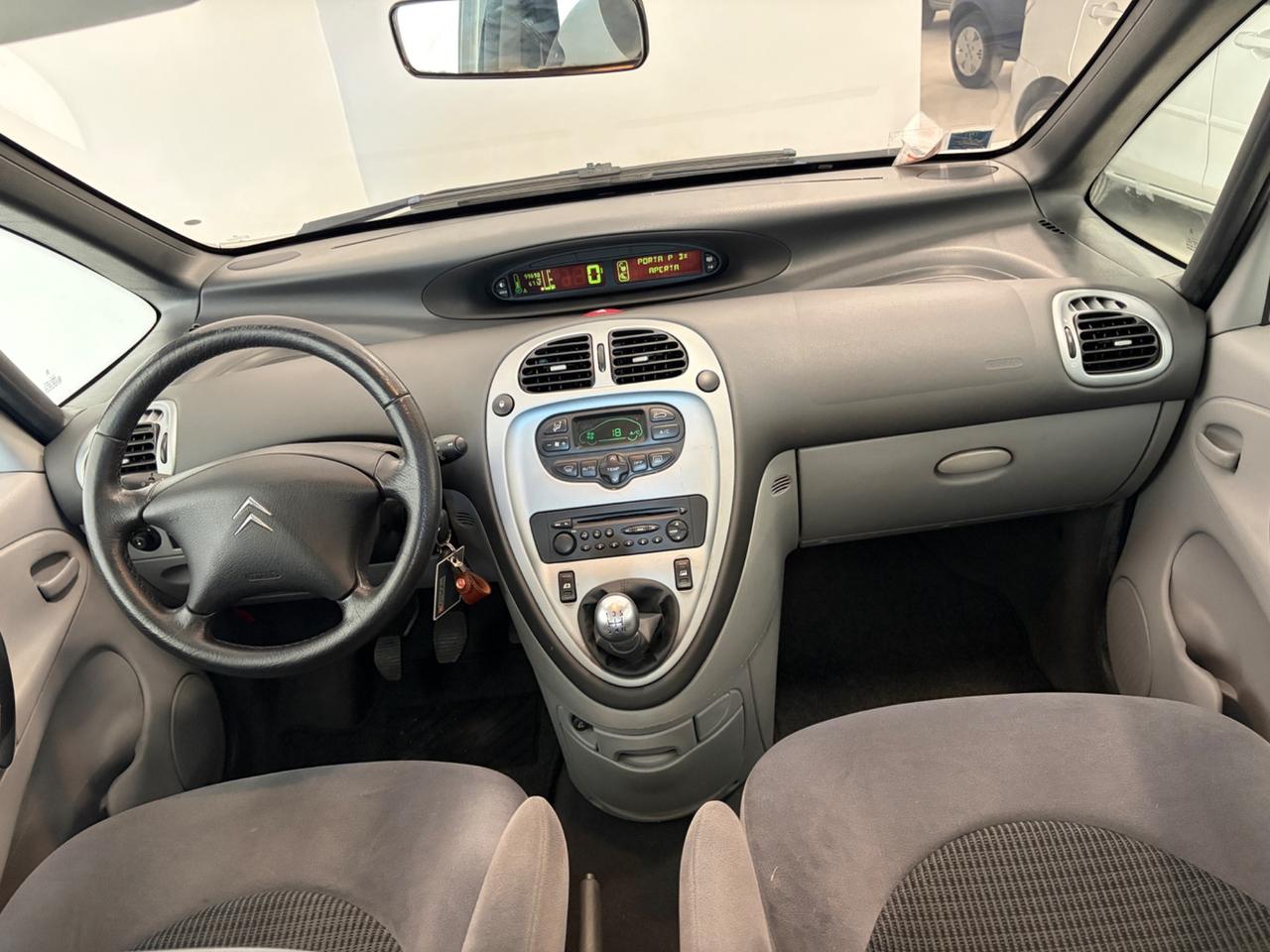 Citroen Xsara Picasso 1.6 16V Exclusive Nuova !