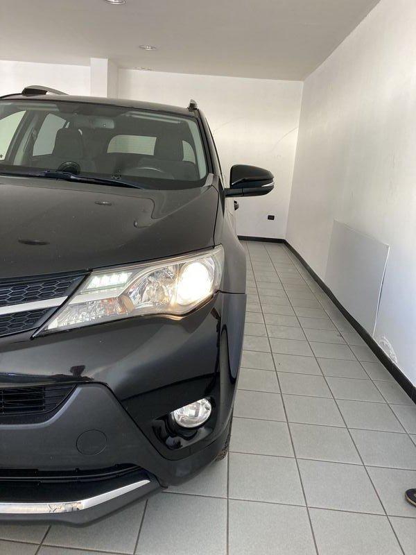 Toyota RAV4 RAV4 2.0 D-4D 2WD Style
