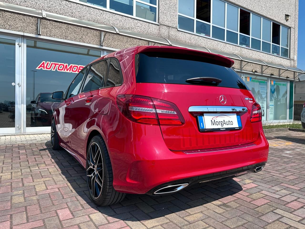 Mercedes B 200d PREMIUM AMG! AUTOMATICA! FARI LED! RETROCAMERA!