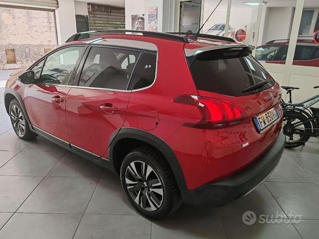 Peugeot 2008 BlueHDi 120 EAT6 S&S Allure AUTO...