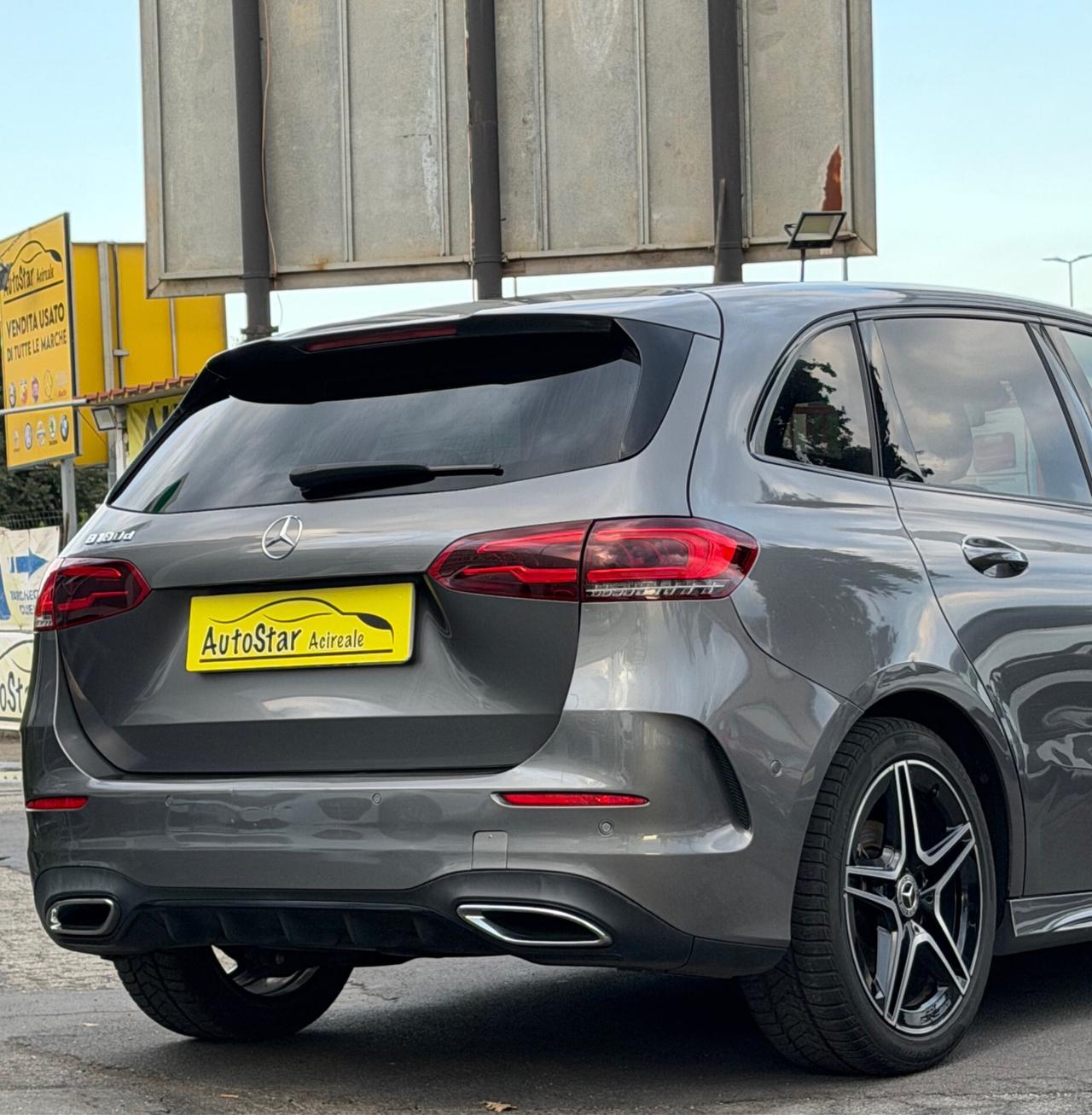 MERCEDES CLASSE B 180D 116CV PREMIUM AMG NIGHT EDITION