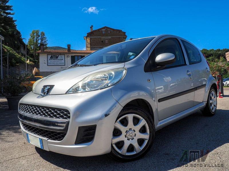 Peugeot 107 1.0 68CV 5p. Sweet Years 2Tronic