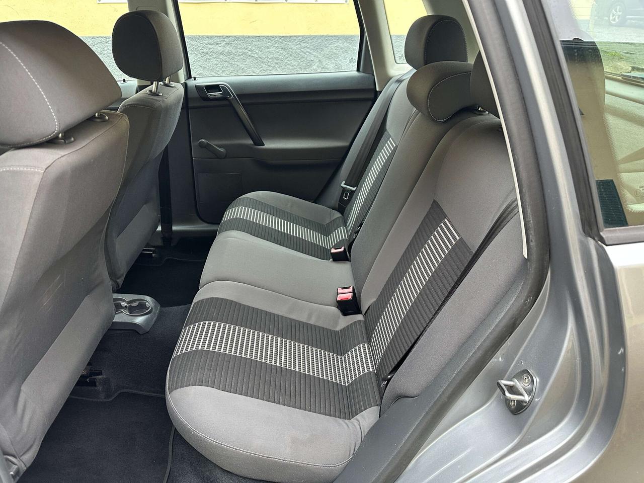 Volkswagen Polo 1.2/60CV 5p. United