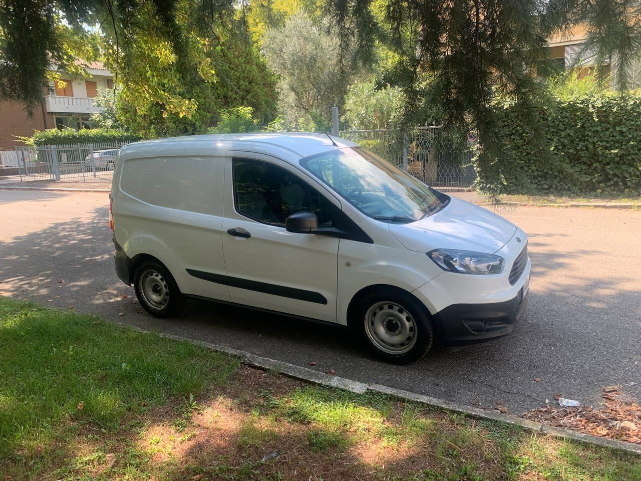 Ford Transit Courier 1.5 TDCi 75CV Van Trend