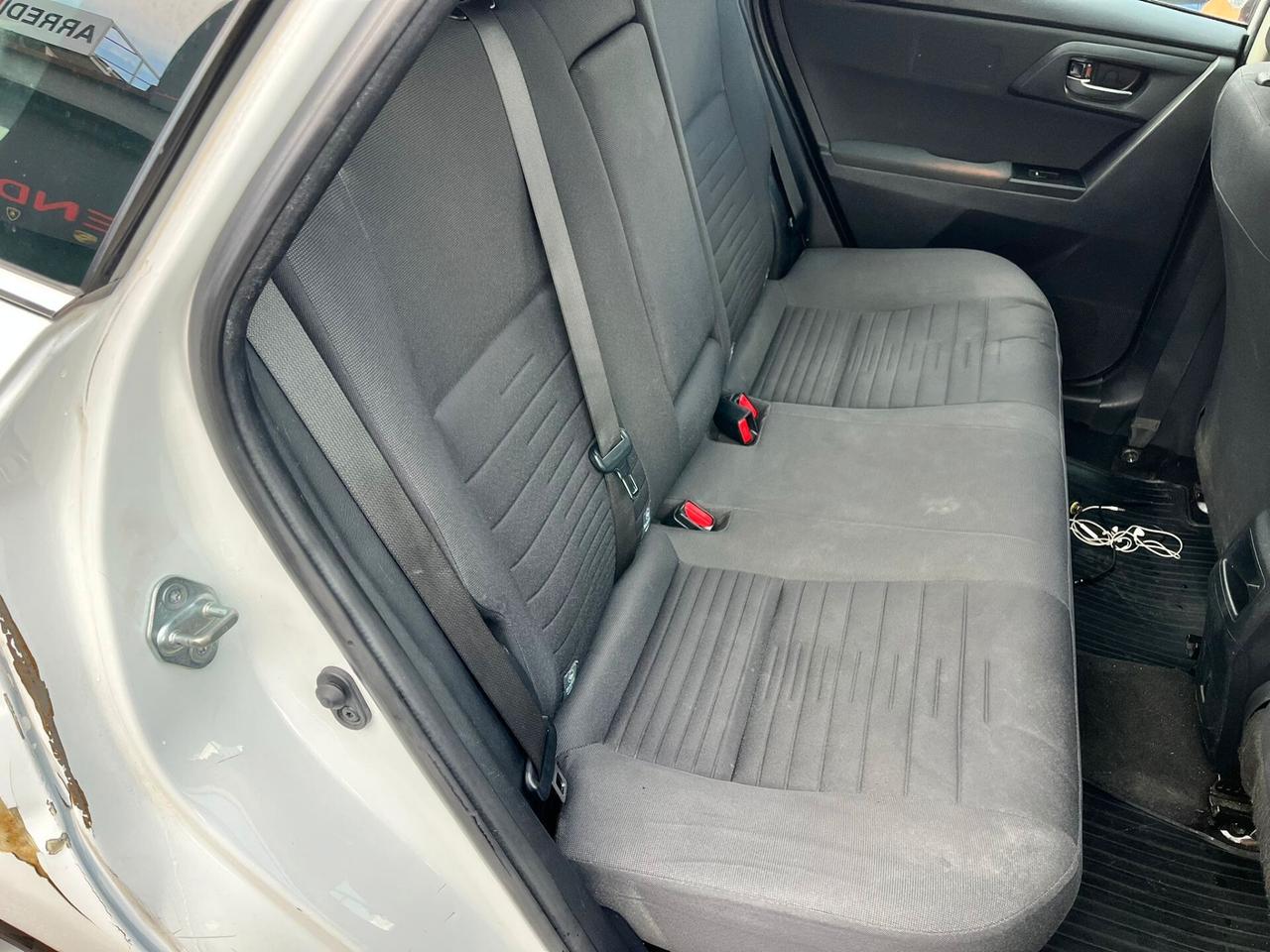 Toyota Auris 1.8 Hybrid sw