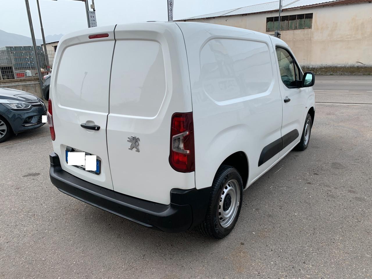 Peugeot Partner 1.5 Diesel 102Cv FURGONE PRO