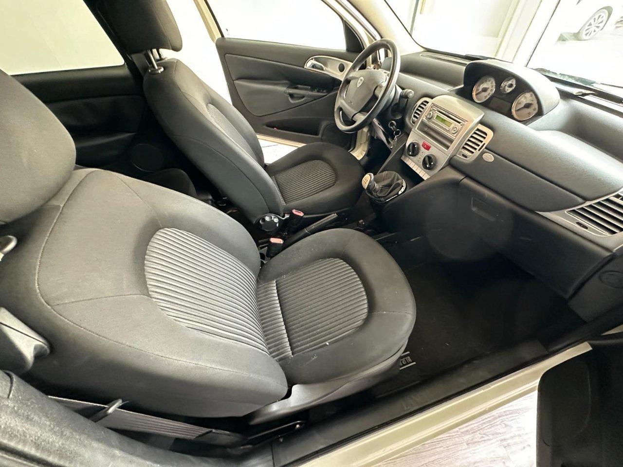 Lancia Ypsilon 2 serie 1.2