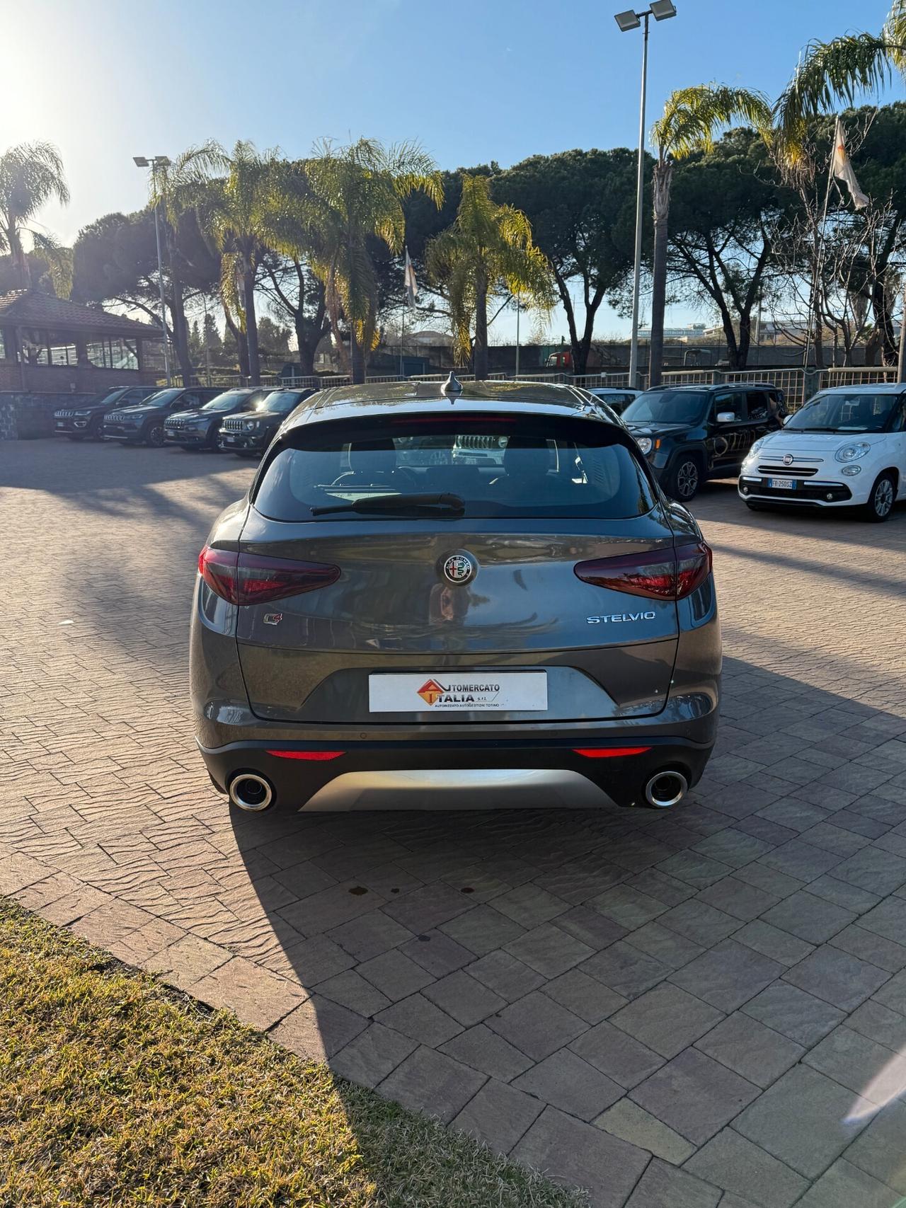 Alfa Romeo Stelvio 2.2 Turbodiesel 190 CV AT8 Q4 Business