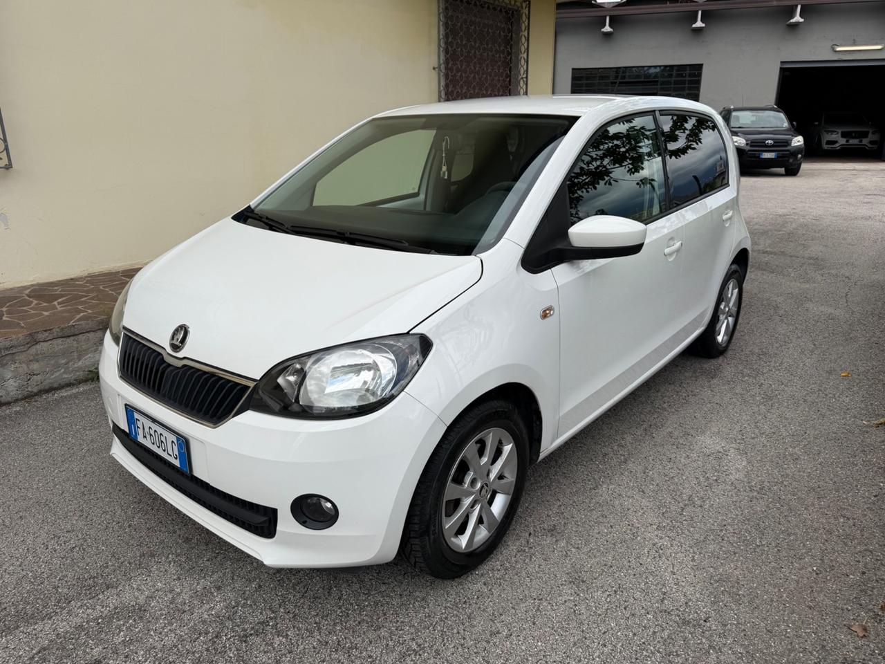 Skoda Citigo 1.0 68 CV 5 porte Active G-Tec