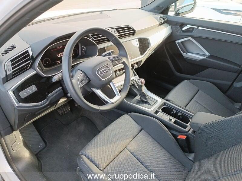 Audi Q3 II 2018 Diesel 35 2.0 tdi Identity Black s-tronic