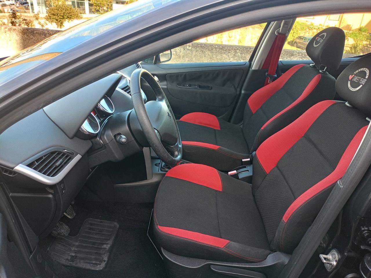 PEUGEOT 207 1600 DIESEL 130000KM UNICO PROPRIETARIO