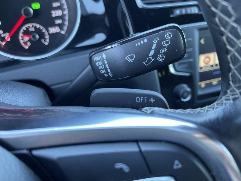 Volkswagen Golf 5p 1.6 tdi Sport Edition 110cv dsg