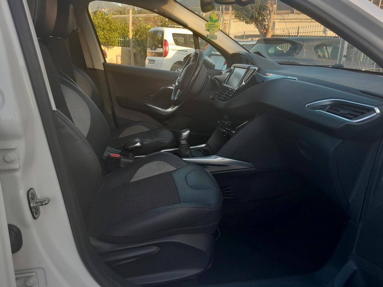 Peugeot 2008 1.6 e-HDi 92 CV Stop&Start Allure