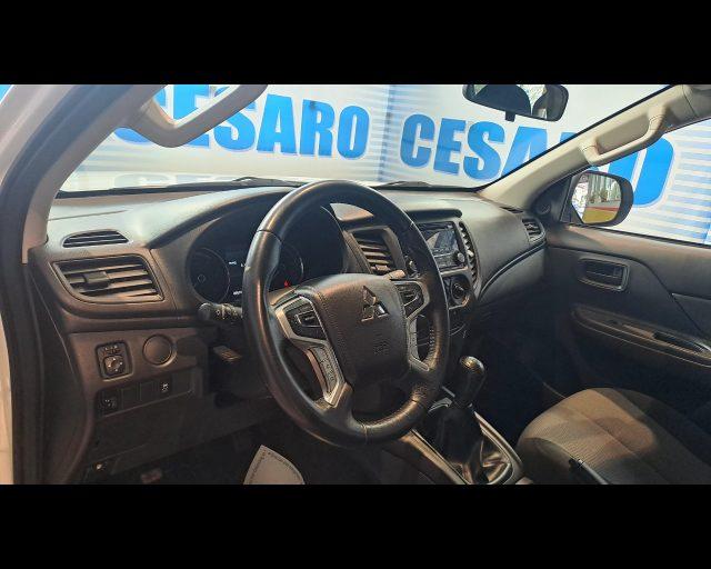 MITSUBISHI L200 d.cab 2.3d Invite Connect 4wd 150cv-DETAX