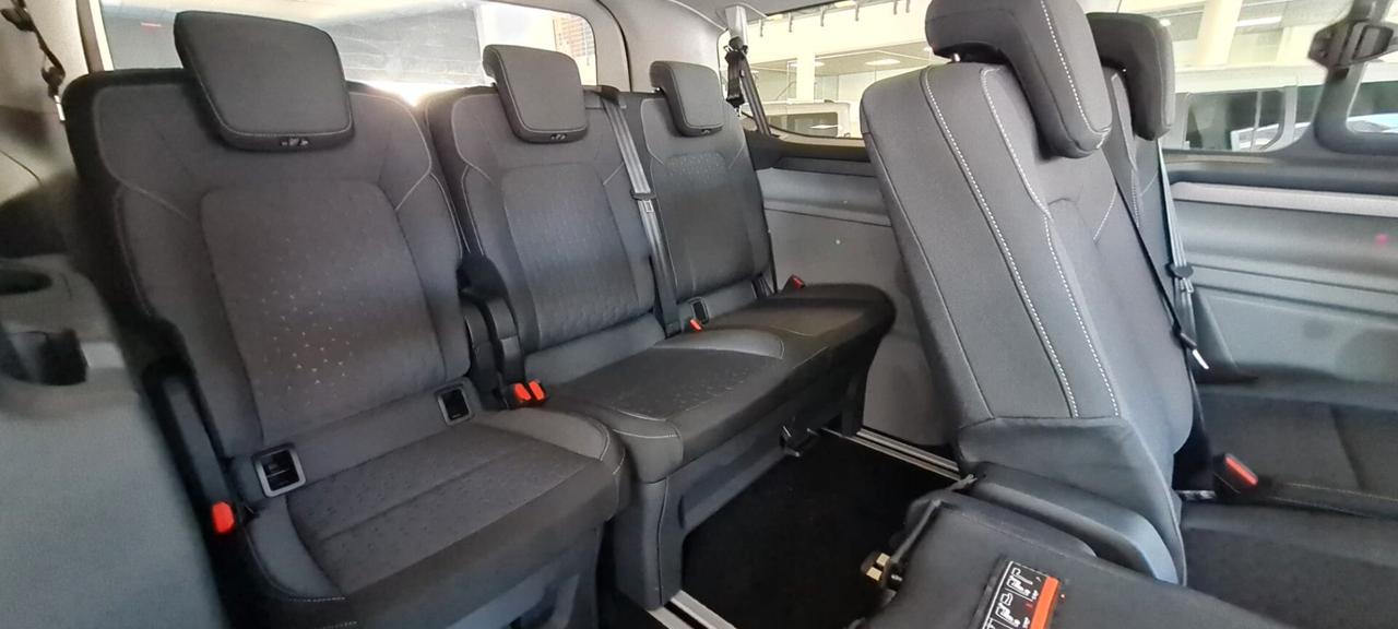 Ford Transit Custom 2.0 Ecoblue 136cv 8 posti