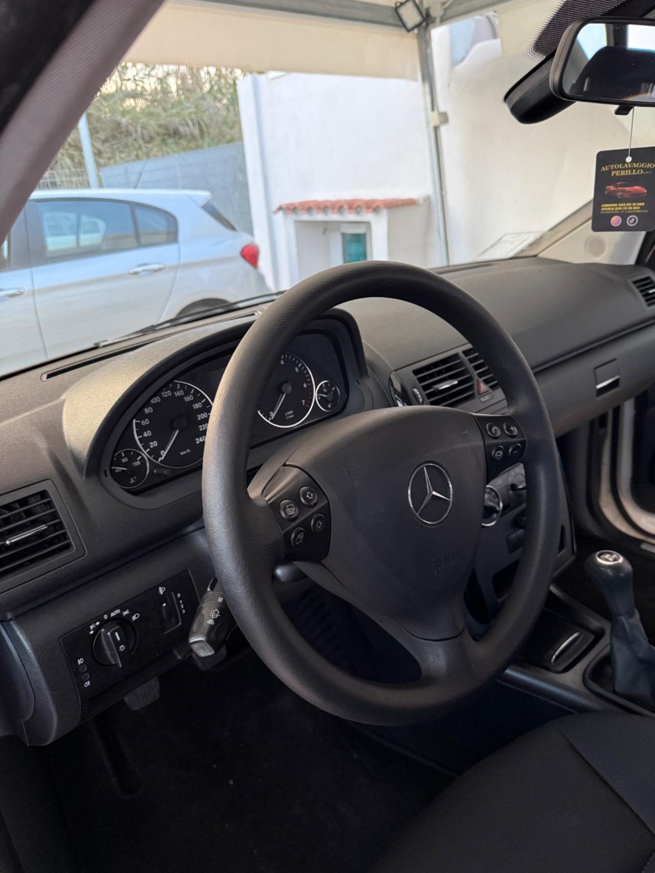 Mercedes-benz A 160 BlueEFFICIENCY Executive
