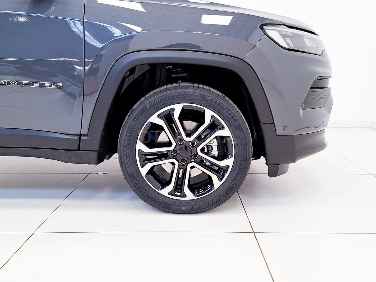 Jeep Compass 1.5 turbo t4 mhev altitude 2wd 130cv dct