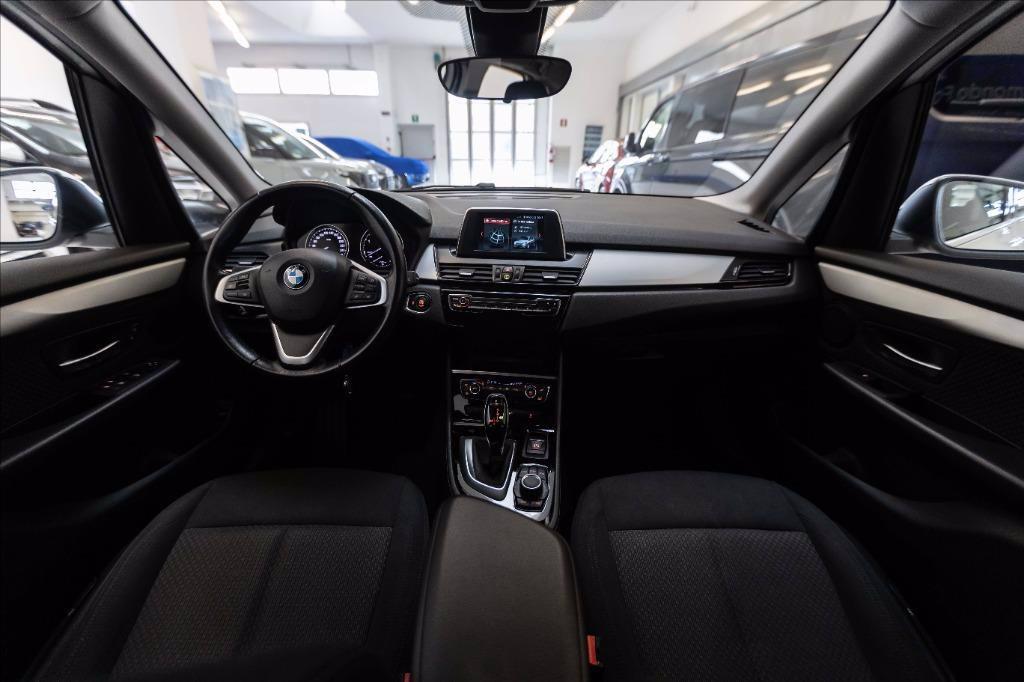 BMW 218d Active Tourer Business auto del 2019