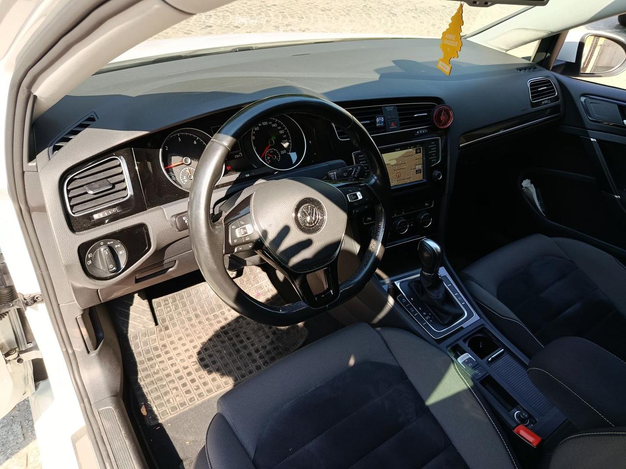 Volkswagen Golf 2.0 TDI BluEmotion R-Line #6035