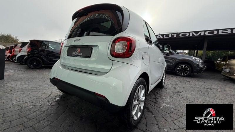 smart fortwo NAVI PELLE RATA MENSILE 225,00 EURO fortwo 70 1.0 Prime