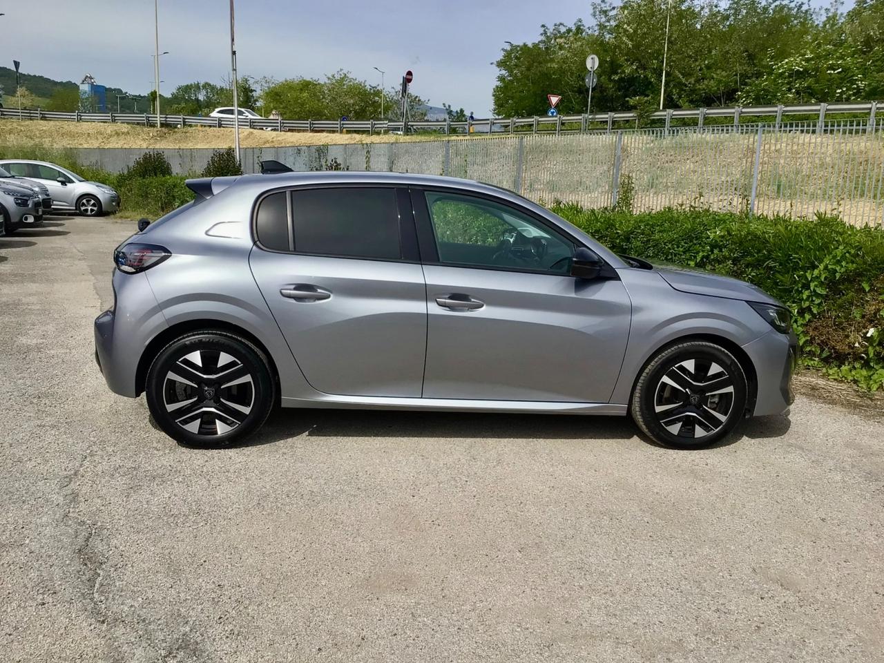 Peugeot 208 1.2 100 Stop&Start 5 porte Allure