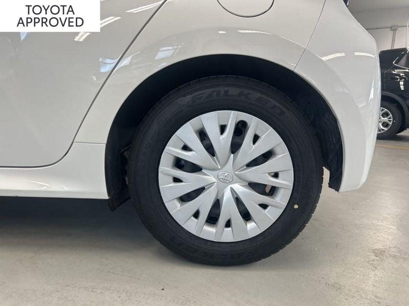 Toyota Yaris 1.5 HYBRID ACTIVE