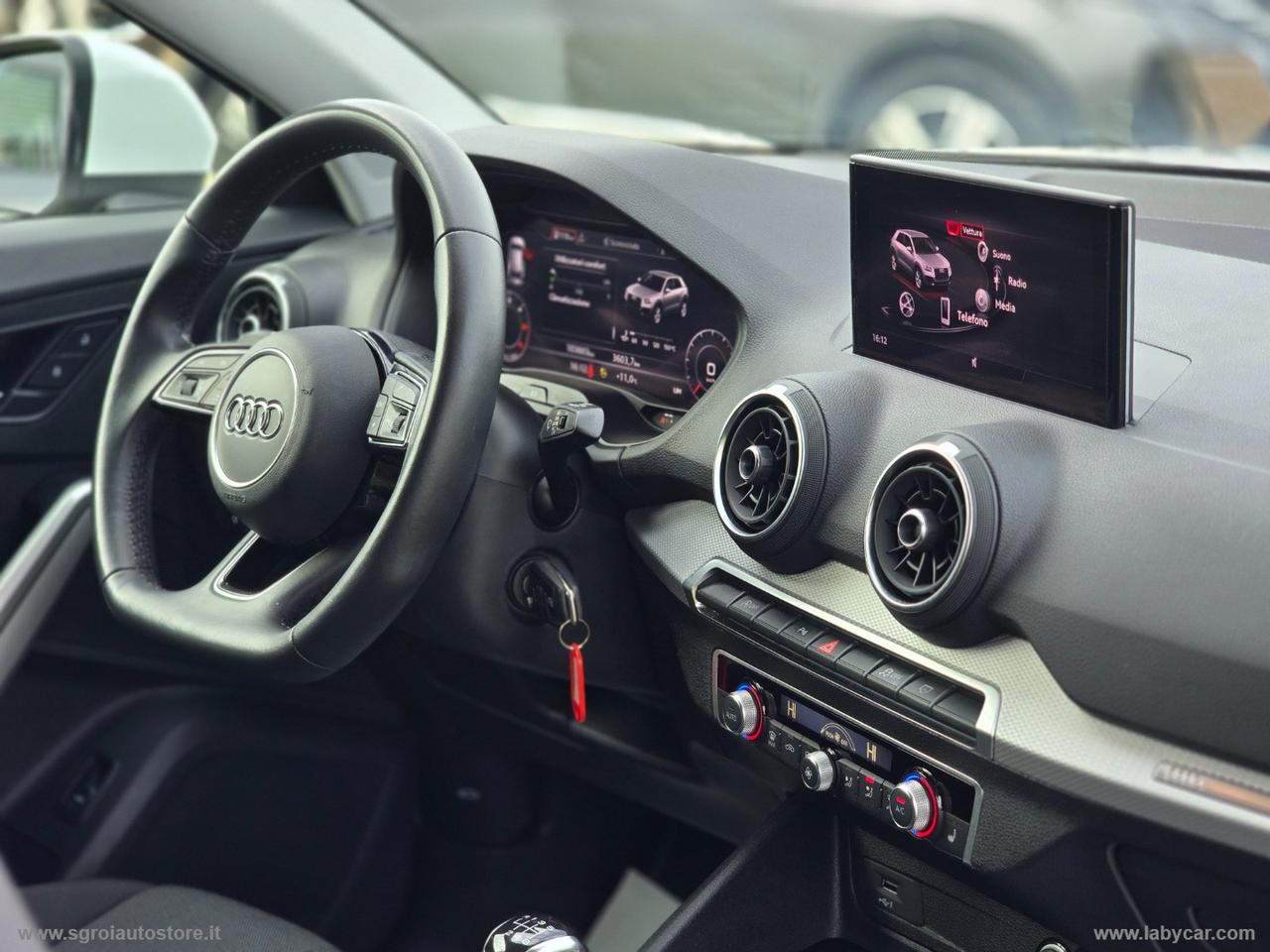 AUDI Q2 30 TDI S line Edition