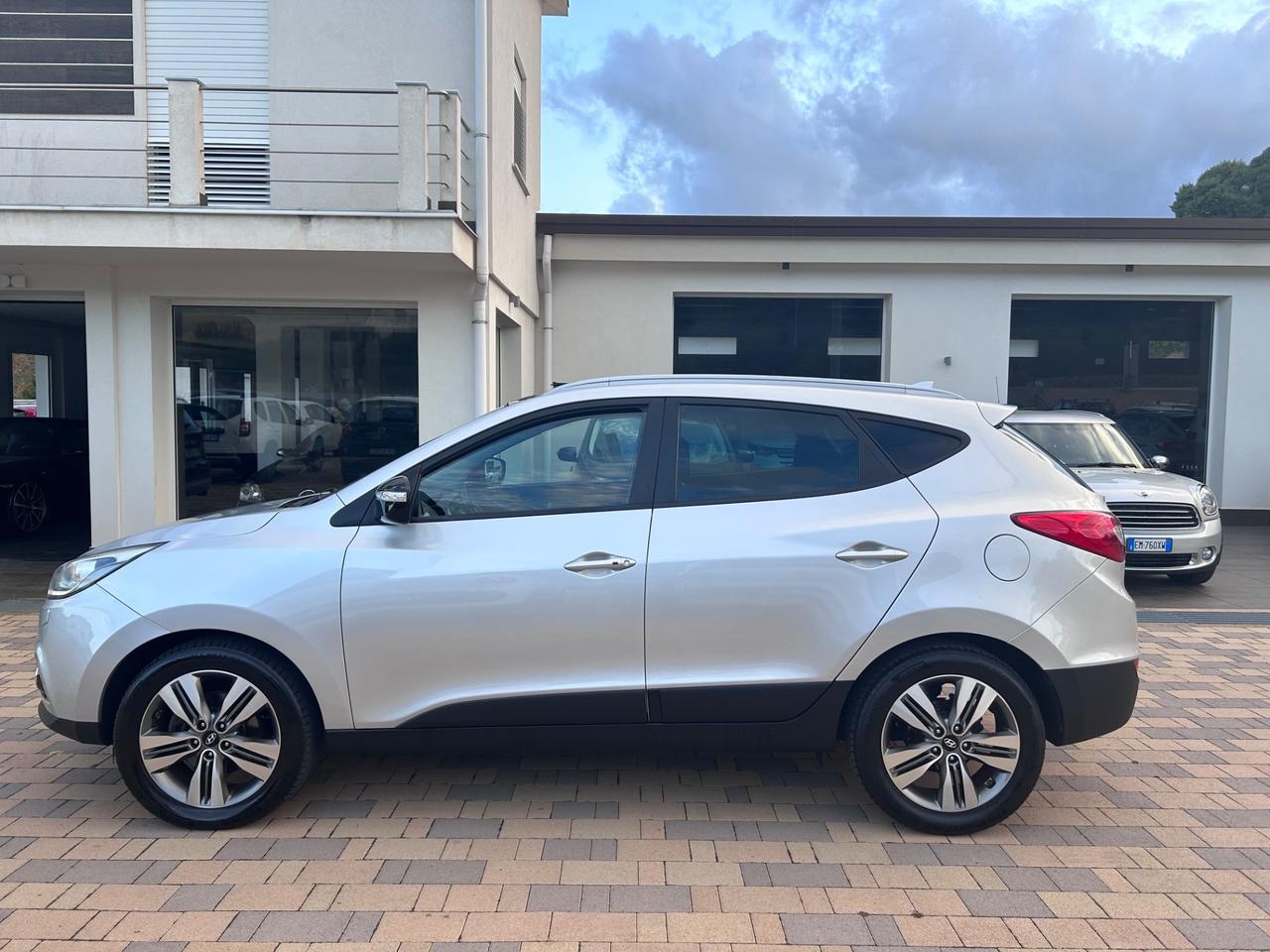 Hyundai iX35 1.7 CRDi 2WD Xpossible TETTO PANORAMICO APRIBILE