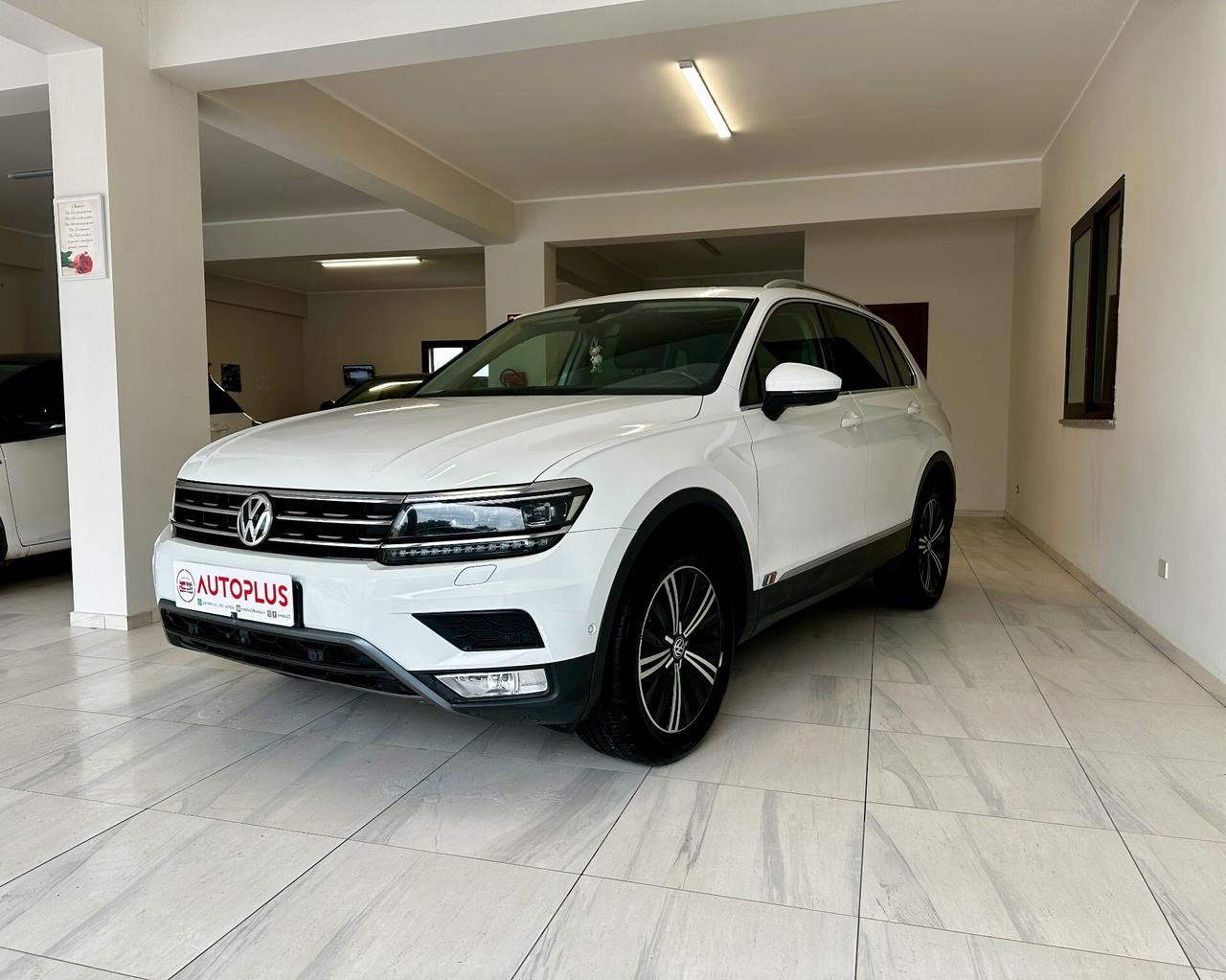 Volkswagen Tiguan 2.0 TDI SCR DSG 4MOTION Executive BMT