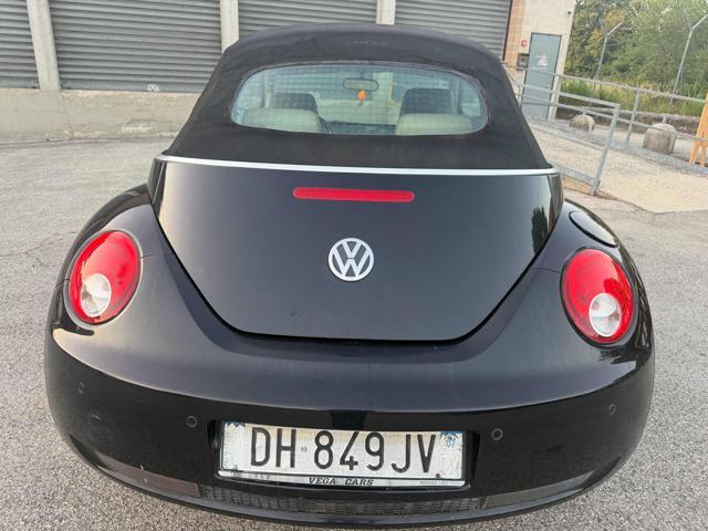 VOLKSWAGEN New Beetle 1.9 TDI 105CV Cabrio Lim. Red Edt. Bellissima