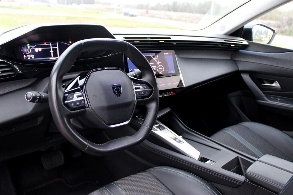 Peugeot 308 berlina EAT8 *LUCI AMBIENTE *PELLE