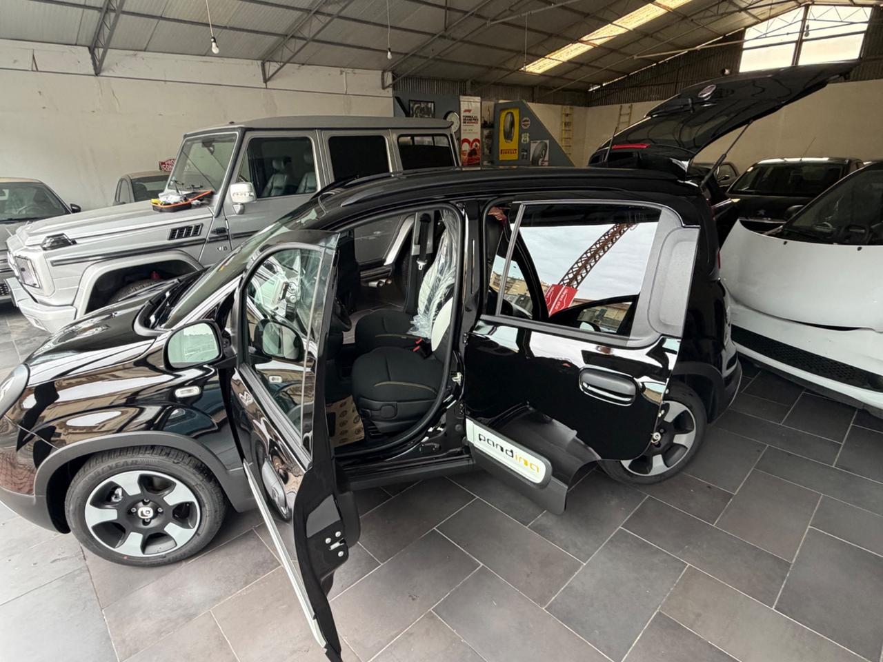 Fiat Panda Pandina 1.0 FireFly 65 CV Hybrid Cross