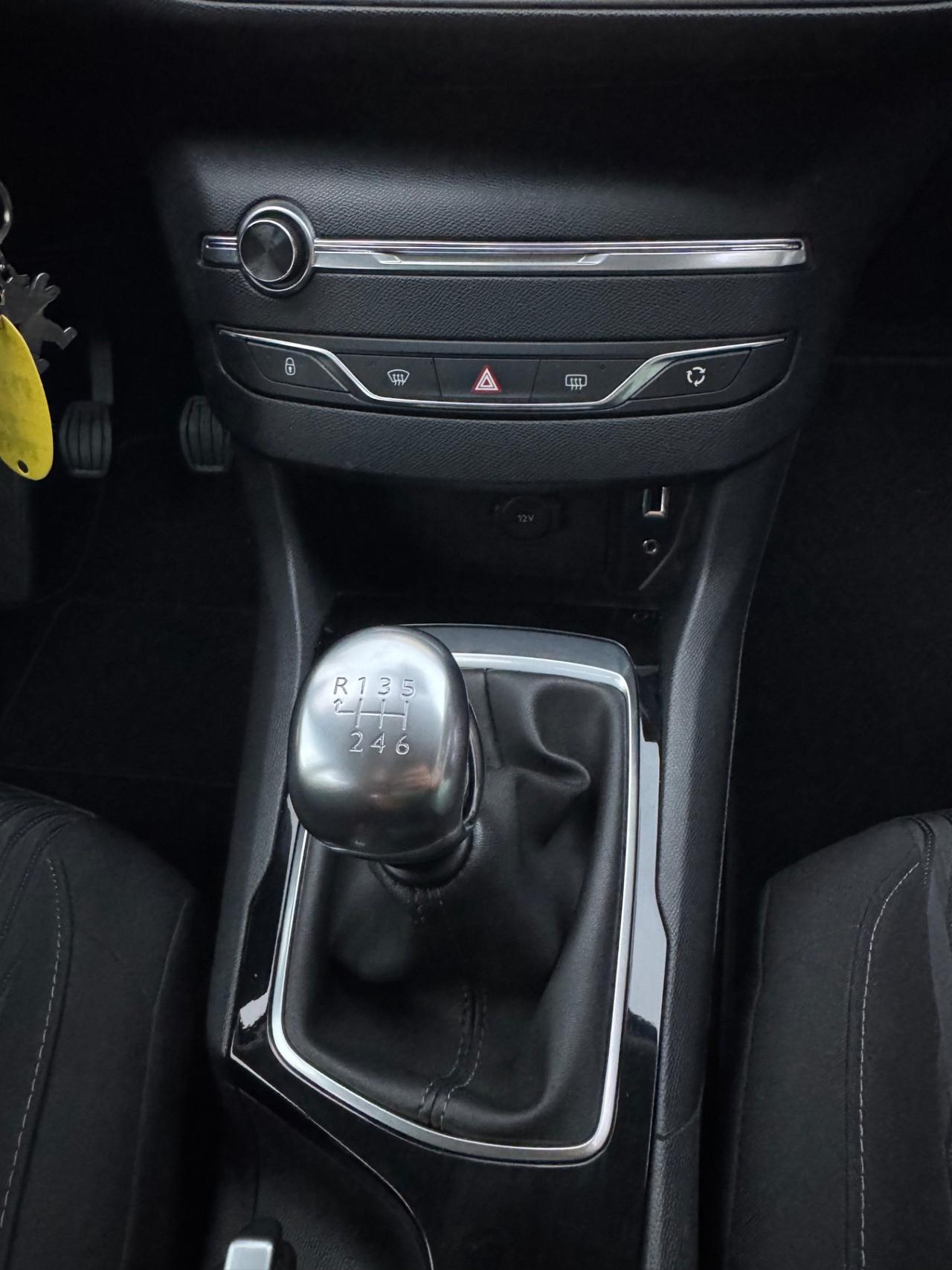 Peugeot 308 BlueHDi 120 S&S EAT6 SW Allure