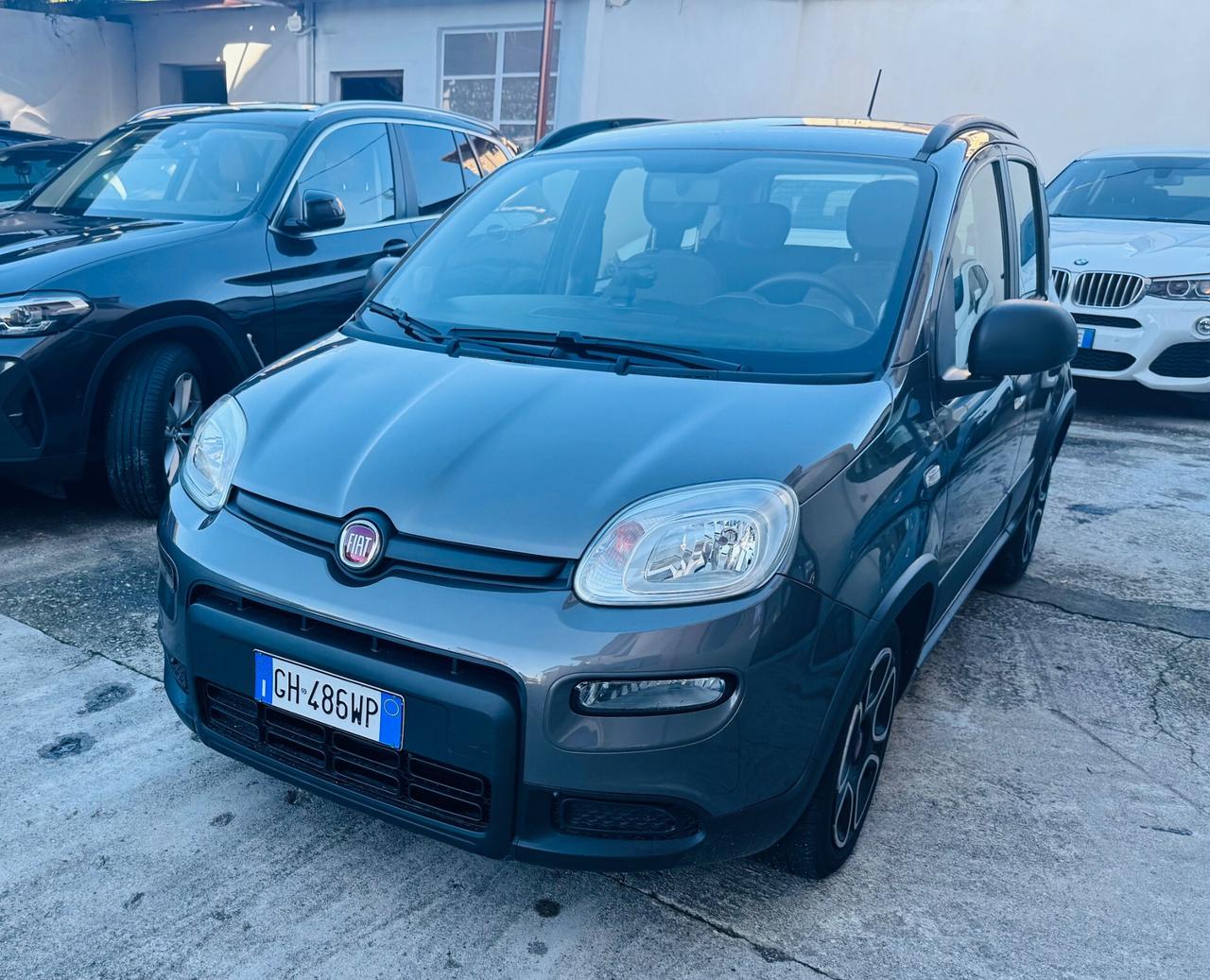 Fiat panda ibrida benzina Sport ok neopatentati