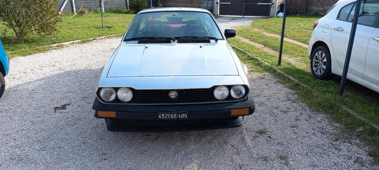 Alfa Romeo Alfetta GTV 2.0